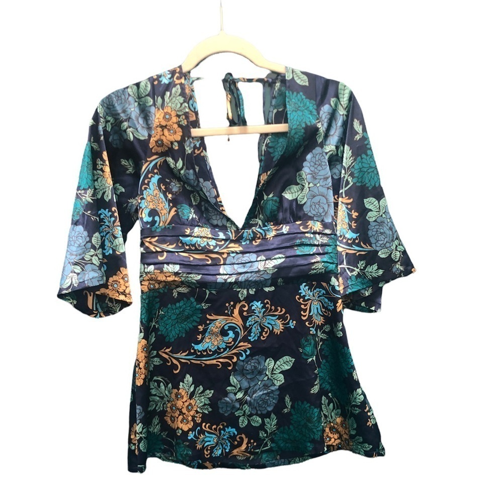 GUESS Y2K KIMONO STYLE TOP